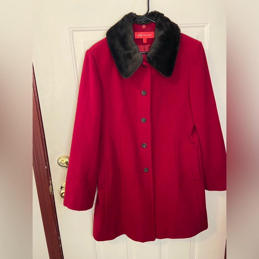 AK Anne Klein Coat with Faux Fur Collar Sz L